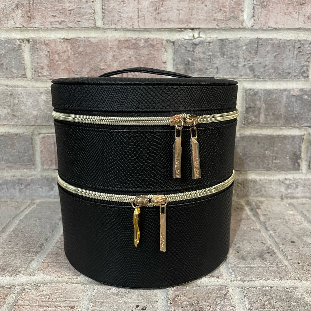 Chic Black Travel Organizer with Gold Accents